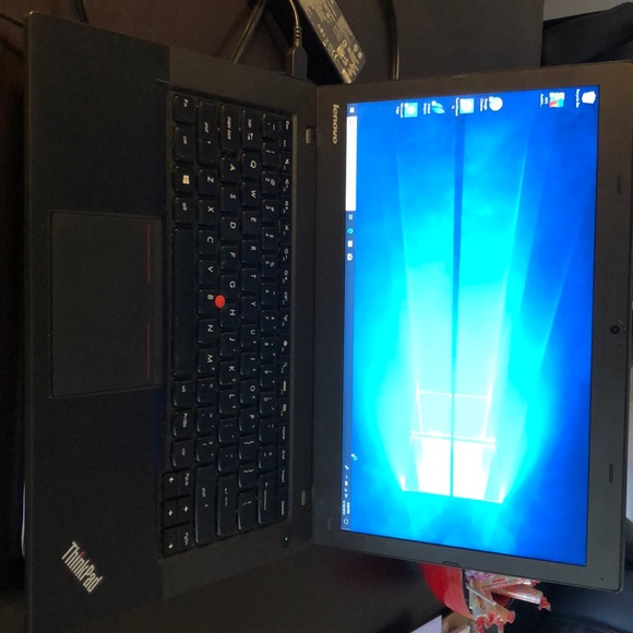 No longer need this computer. - Picture 2 of 8